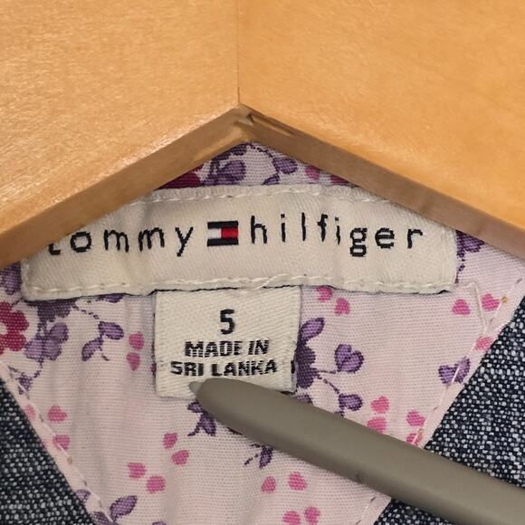 Tommy Hilfiger Girls Medium Wash LS Denim Dress Embroidery Pearl Buttons Size 5 - Picture 3 of 11